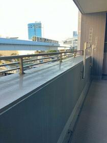 13/16 バルコニー