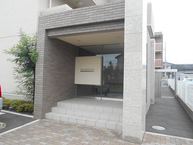 14/25 エントランス