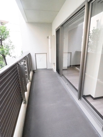 16/22 バルコニー