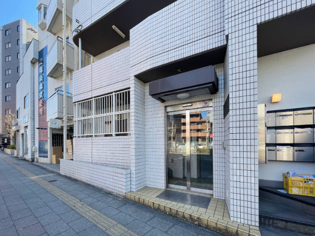 13/20 エントランス