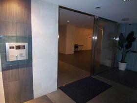 8/8 エントランス