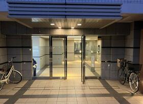 16/22 エントランス