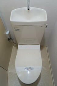 13/16 トイレ