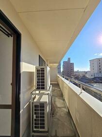 13/16 バルコニー