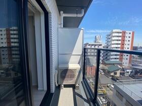 13/16 バルコニー