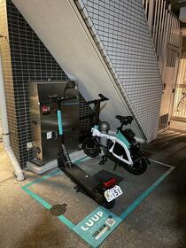 14/14 エントランス