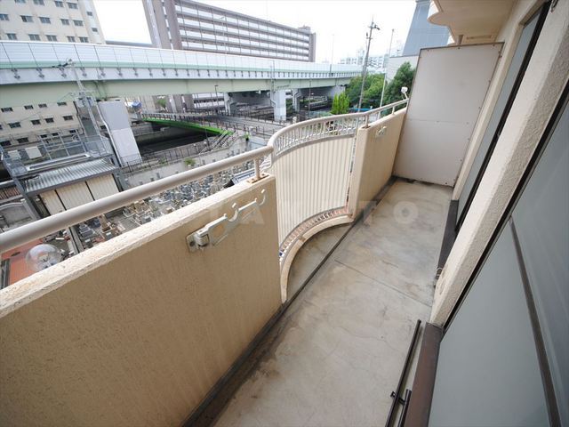17/29 バルコニー
