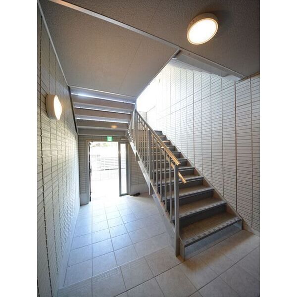 3/5 エントランス