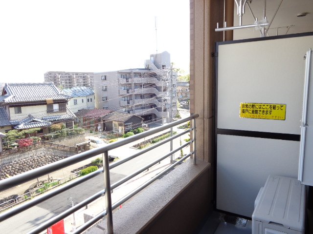 19/29 バルコニー