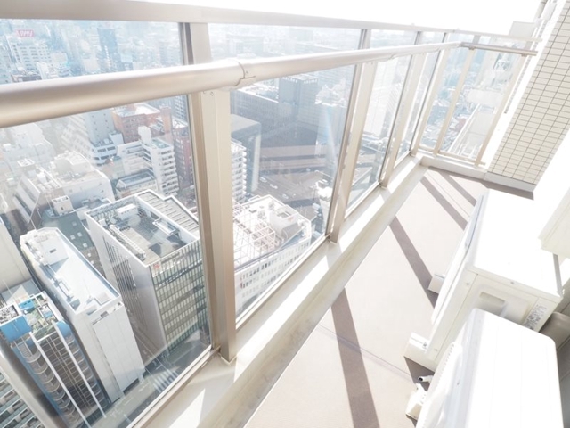 16/28 バルコニー
