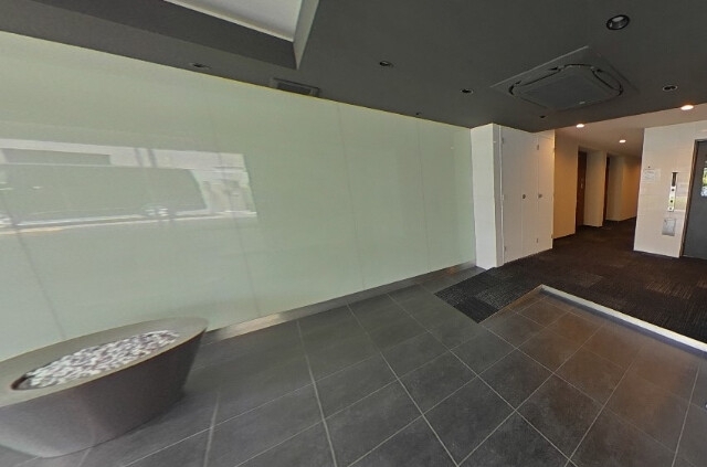 4/5 エントランス