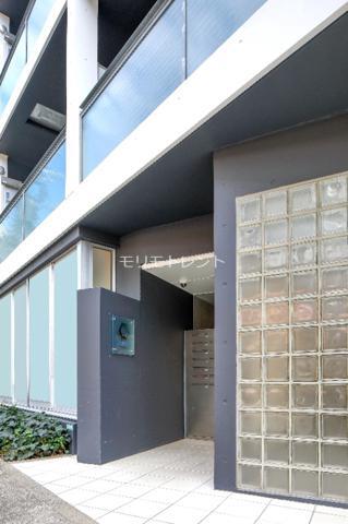 15/21 エントランス