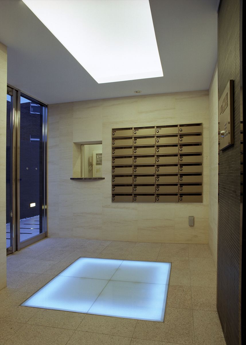 2/5 エントランス