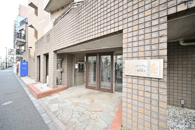 15/26 エントランス