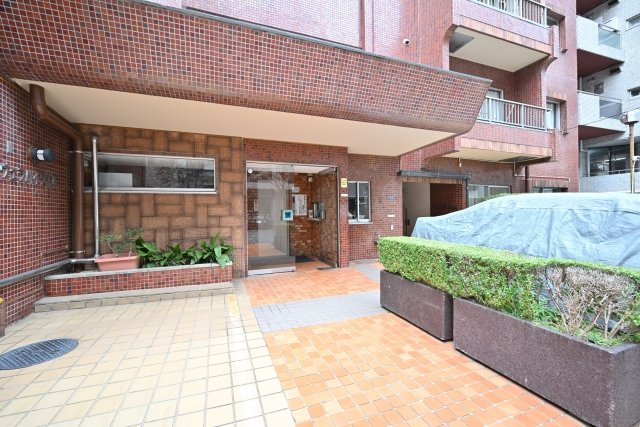 4/5 エントランス