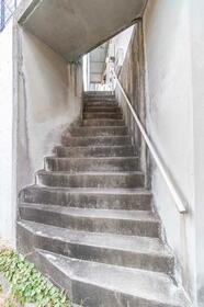 16/16 エントランス