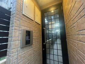 15/22 エントランス