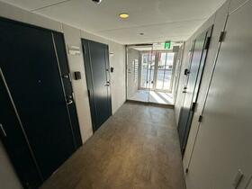 2/2 エントランス