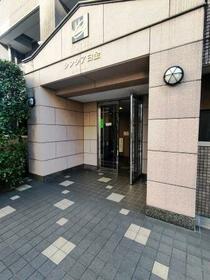 16/24 エントランス