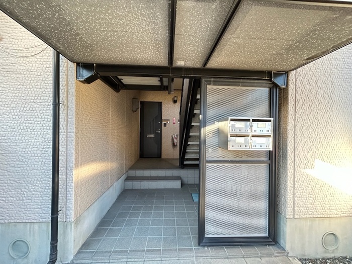 2/3 エントランス