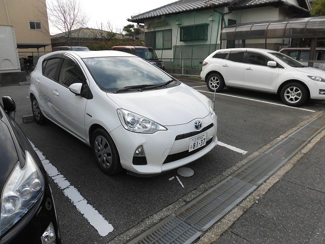 2/3 駐車場