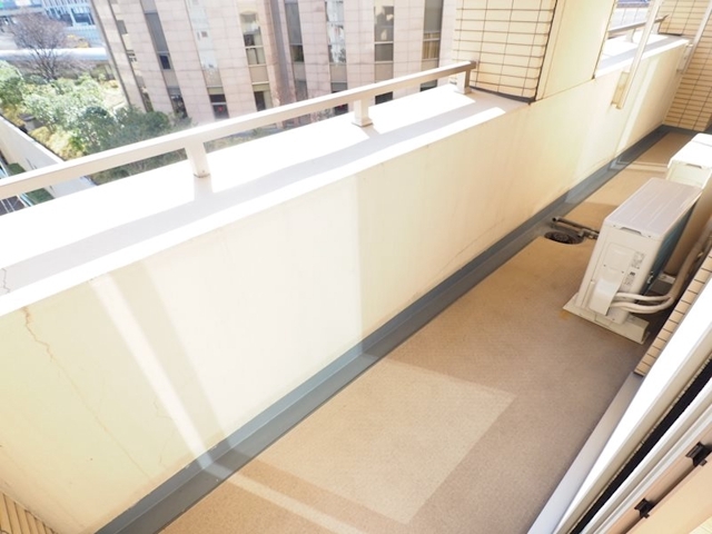 16/20 バルコニー
