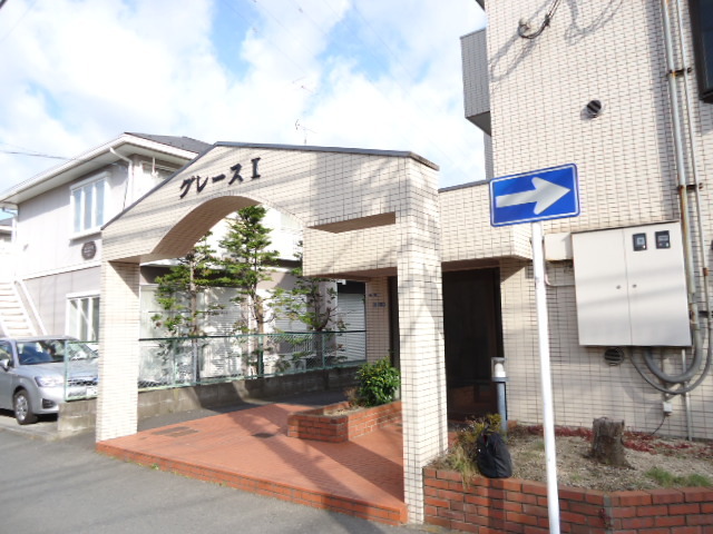 18/20 エントランス