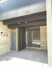 2/10 エントランス