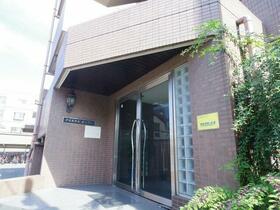 17/17 エントランス