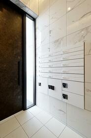 14/16 エントランス