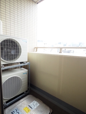 19/28 バルコニー