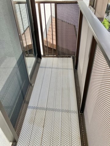 13/19 バルコニー