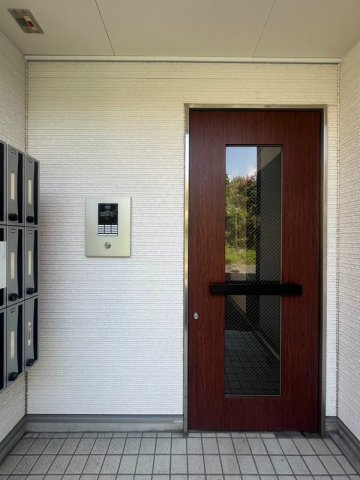 2/3 エントランス