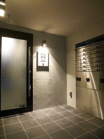 2/2 エントランス