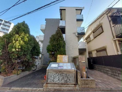 14/14 エントランス