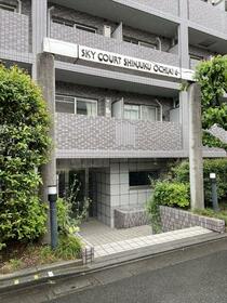 16/16 エントランス