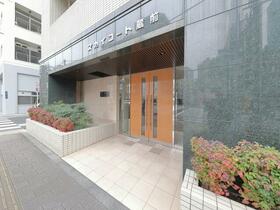 2/2 エントランス