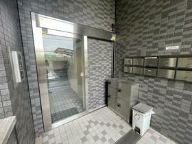 14/22 エントランス