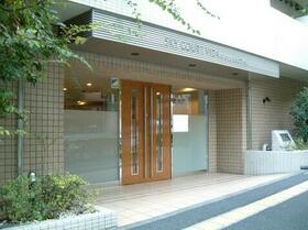 13/21 エントランス