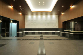 15/16 エントランス