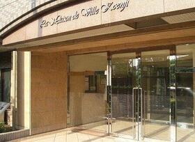 5/5 エントランス