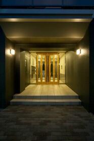 14/15 エントランス