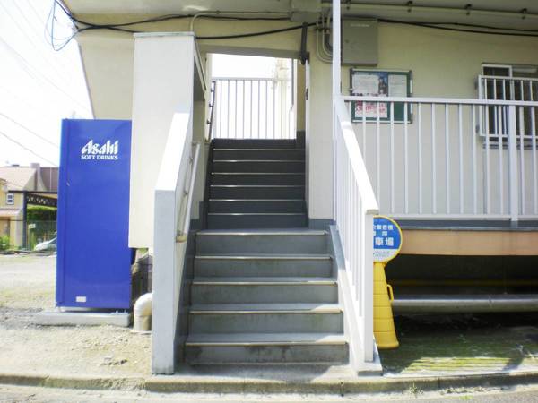 2/3 エントランス