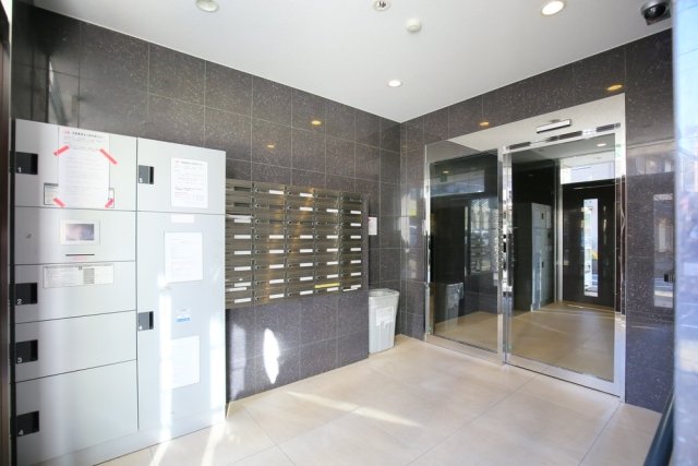 3/4 エントランス