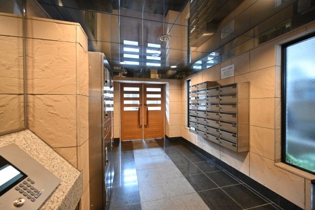 7/10 エントランス