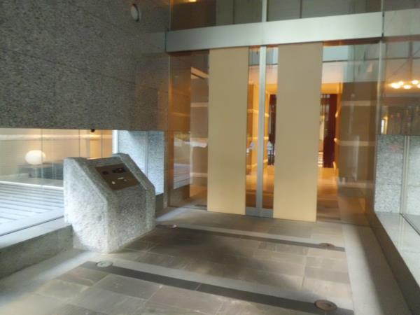 3/6 エントランス