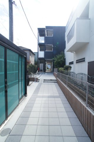 20/20 エントランス