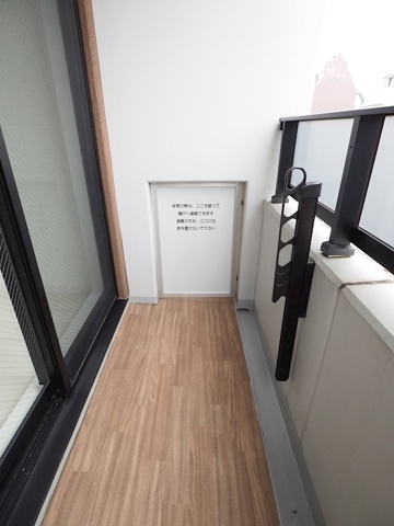 20/25 バルコニー