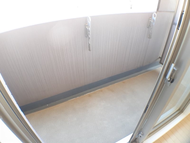 13/20 バルコニー