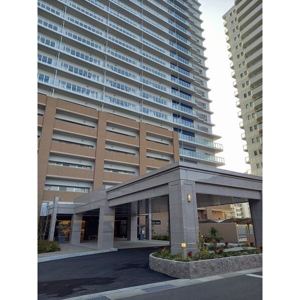 14/14 エントランス